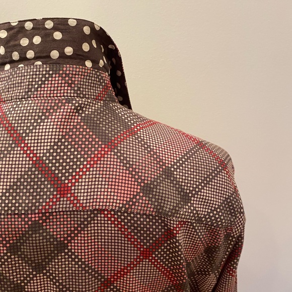 Foxcroft Woman’s Fitted Fit Brown Hot Pink Pattern Button Down Shirt / Size 14 - Picture 9 of 16